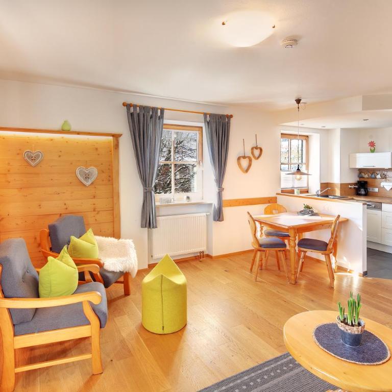 Ferienhof AllgäuMax - Apartment 14 mit Bergblick - 3