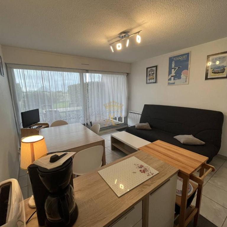 CSII8 - One-Bedroom Apartment - 1