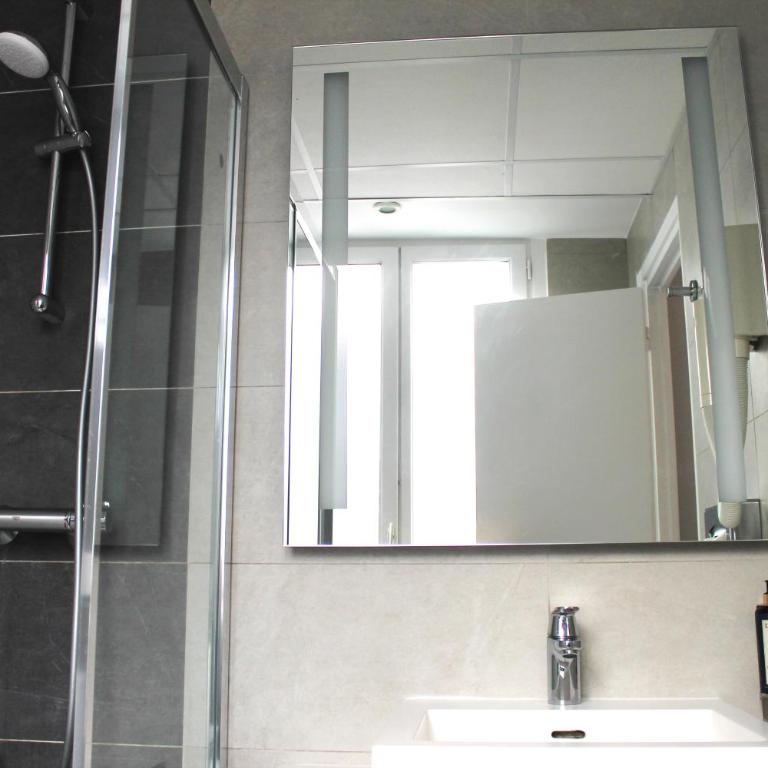 Avia Hôtel Saphir Montparnasse - Chambre Double - 11
