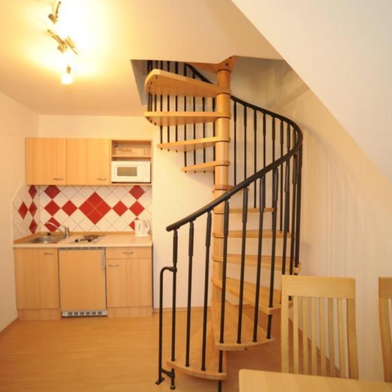 Appartementhaus Hochegg - Apartment mit 1 Schlafzimmer (2 Erwachsene + 1 Kind) - 2