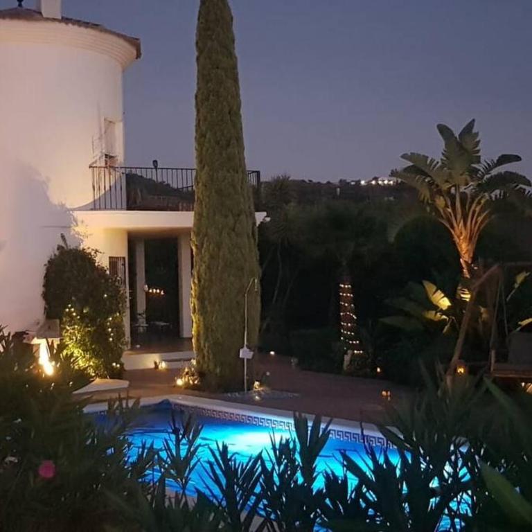 Villa Torre mit Pool und Bergpanorama - Villa with Private Pool - 10