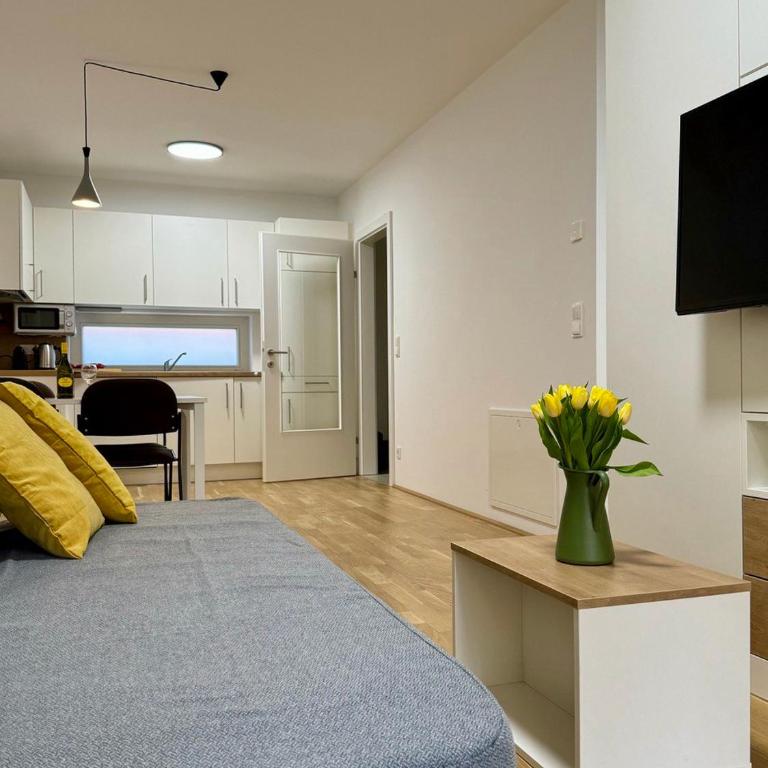 Reload by BestChoice - FREE Parking - Self Check-in - Familienzimmer mit Terrasse - 11