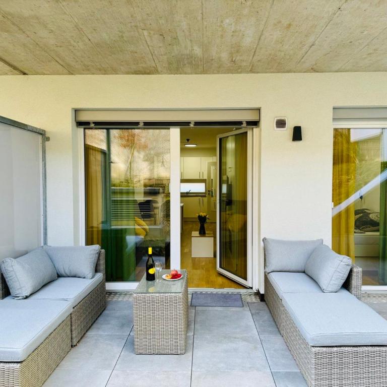 Reload by BestChoice - FREE Parking - Self Check-in - Familienzimmer mit Terrasse - 1