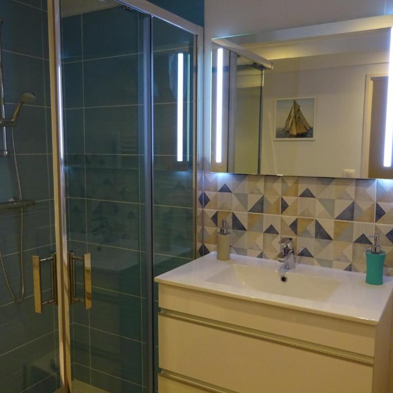 Apparts Watteau - Apartment - Split Level - 6