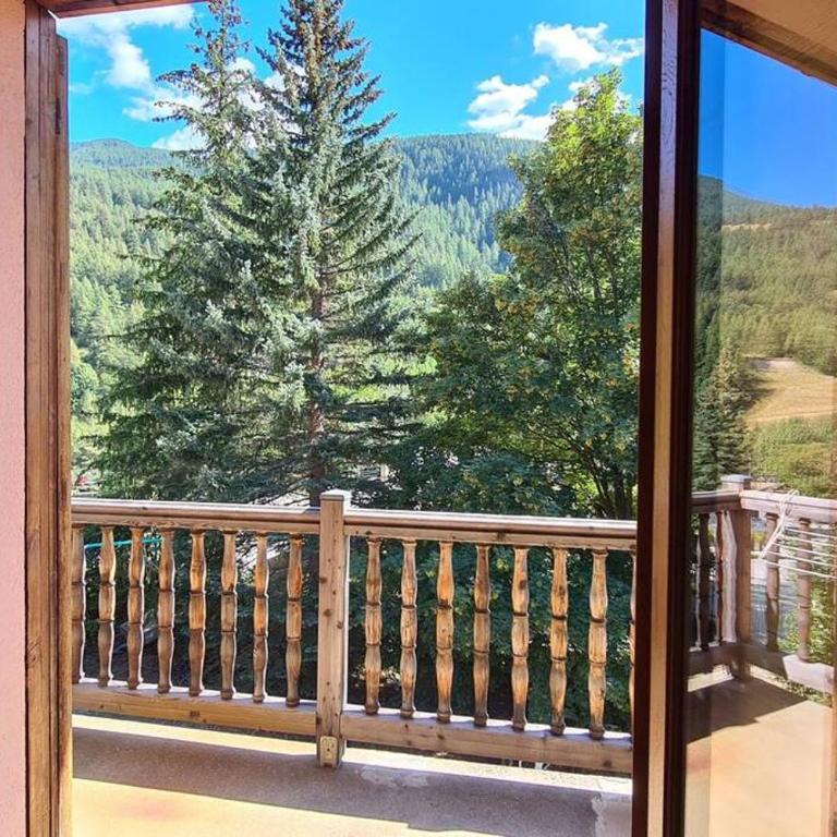Très bel appartement au coeur du Parc naturel du Queyras - Aiguilles - Appartement 4 Chambres - 12