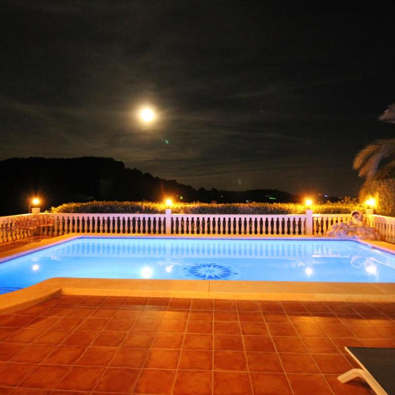 Ty Croeso-Entire villa with sea view - Villa with Sea View - 8