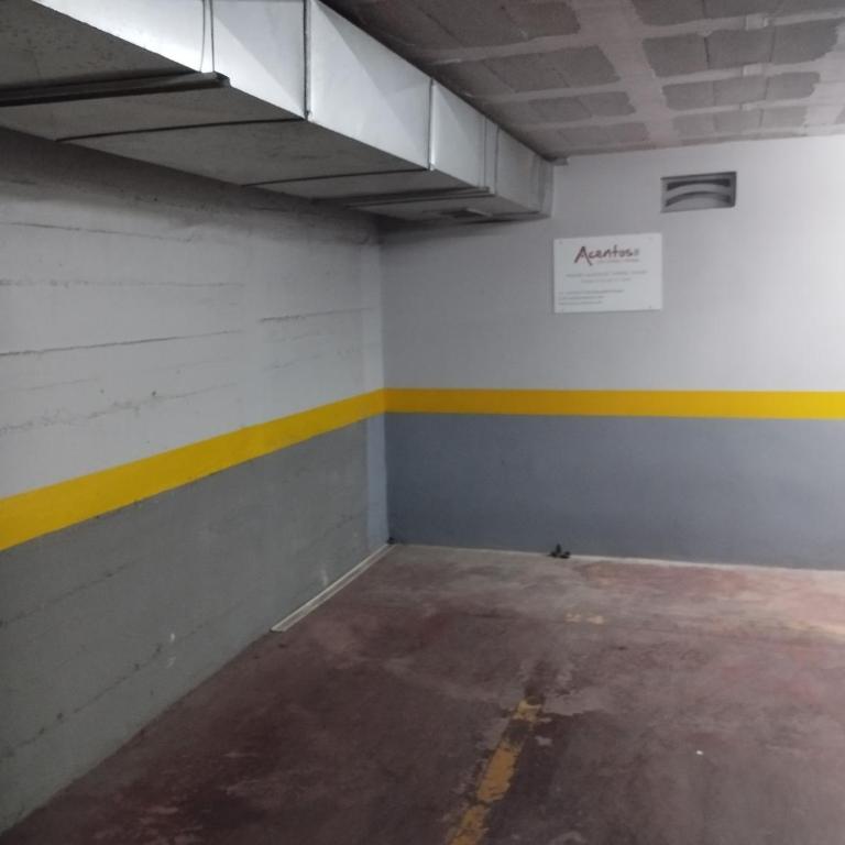 Regimiento 2, center, new, quite, parking on request, RG - Casa de 3 dormitorios - 28