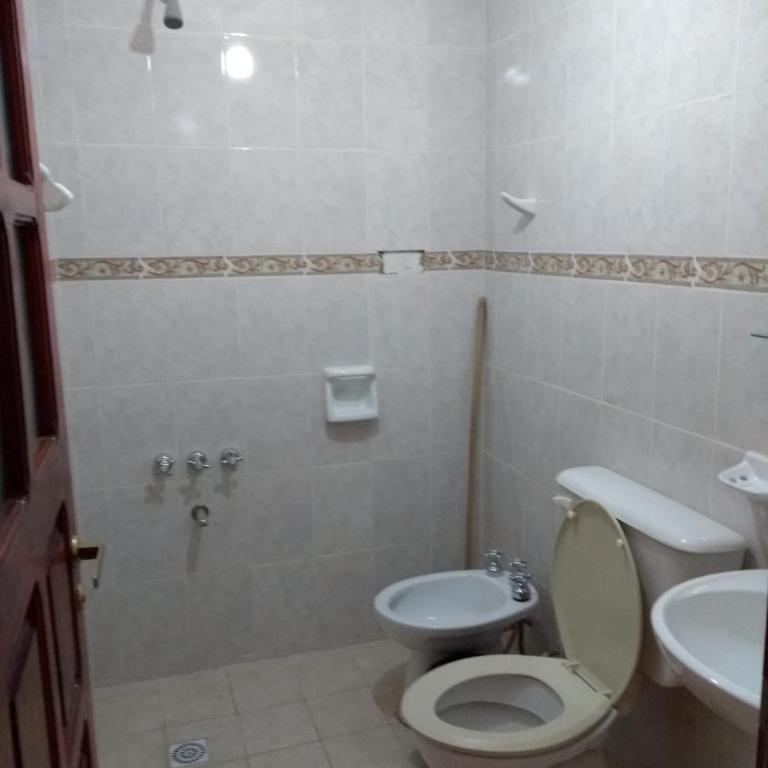 HOSTAL DOÑA BERTA - Habitación Doble con baño privado - 2