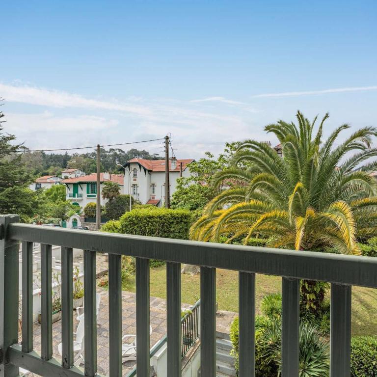 Appartement Lumineux 3étoiles, Quartier Calme, Proche Commerces et Plage - FR-1-3-601 - Appartement - 14