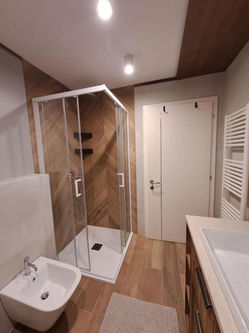 Alpen Lodge Premium Apartment - Appartamento con 2 Camere da Letto - 27