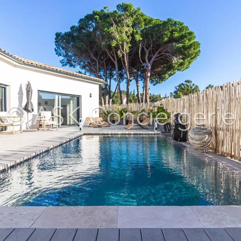 Villa SurgaBali - swimming pool and 300m from the beach - Three-Bedroom Villa - 1