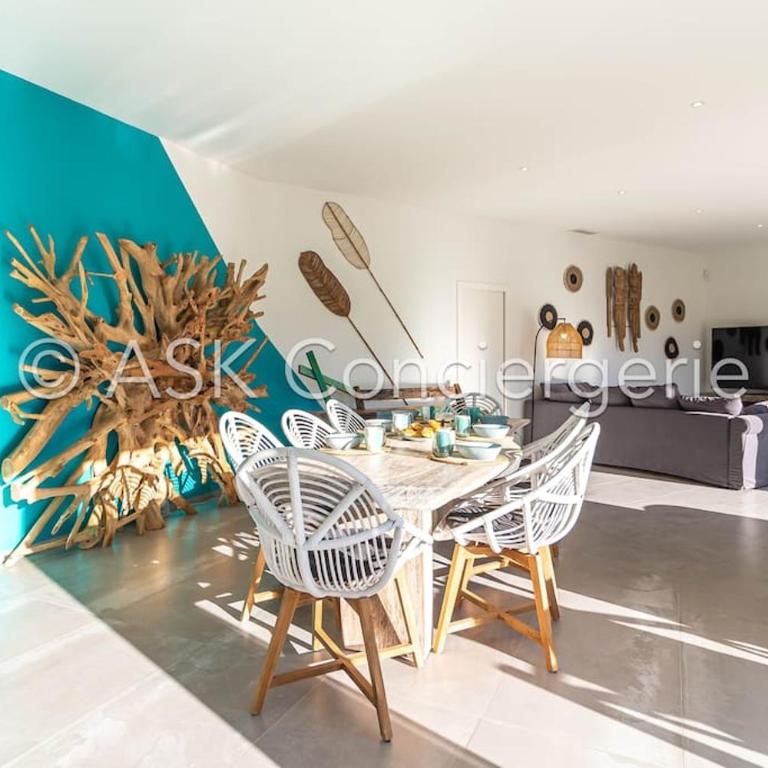 Villa SurgaBali - swimming pool and 300m from the beach - Three-Bedroom Villa - 3