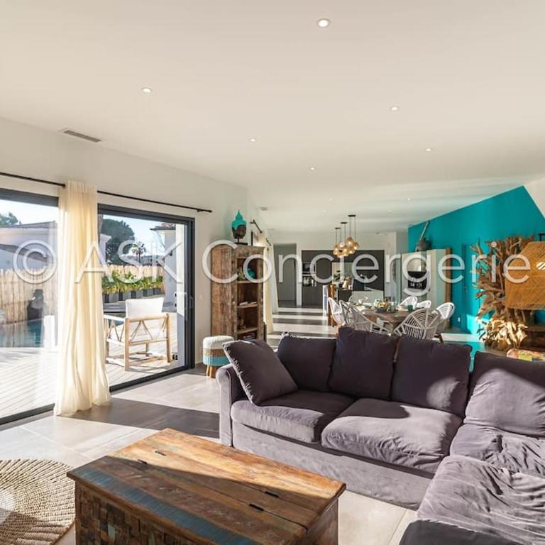 Villa SurgaBali - swimming pool and 300m from the beach - Three-Bedroom Villa - 12