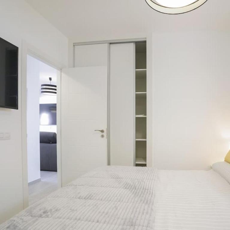 Luxury Solarium, Jacuzzi, A/C and Wi-fi - Apartamento de 2 dormitorios - 5