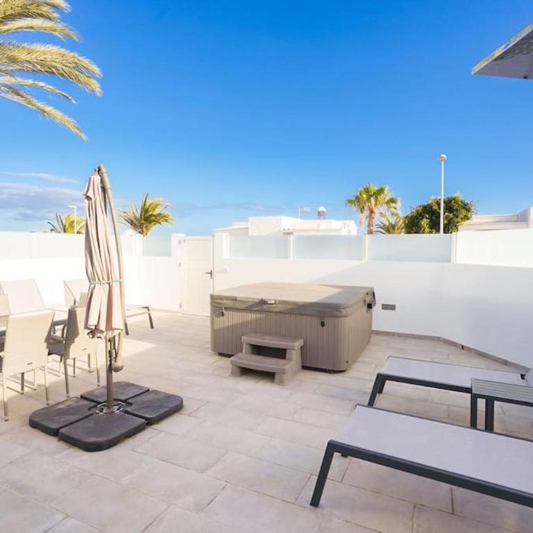 Luxury Solarium, Jacuzzi, A/C and Wi-fi - Apartamento de 2 dormitorios - 22