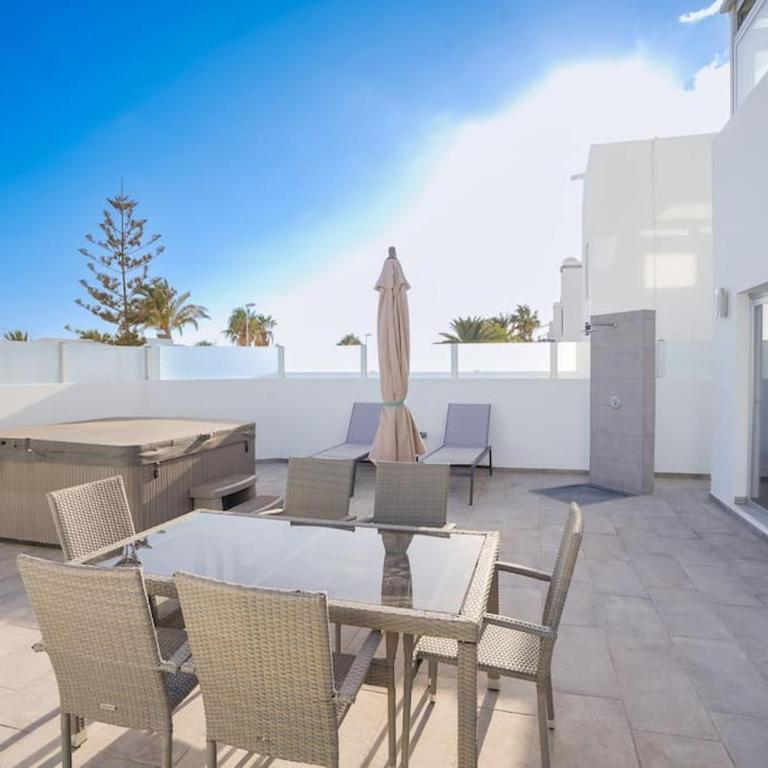 Luxury Solarium, Jacuzzi, A/C and Wi-fi - Apartamento de 2 dormitorios - 25