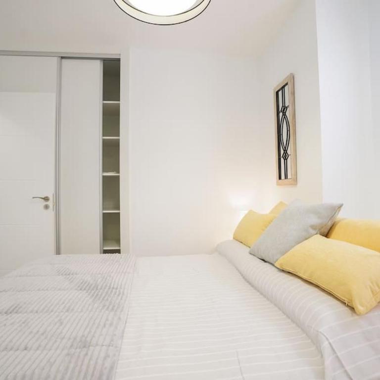 Luxury Solarium, Jacuzzi, A/C and Wi-fi - Apartamento de 2 dormitorios - 26