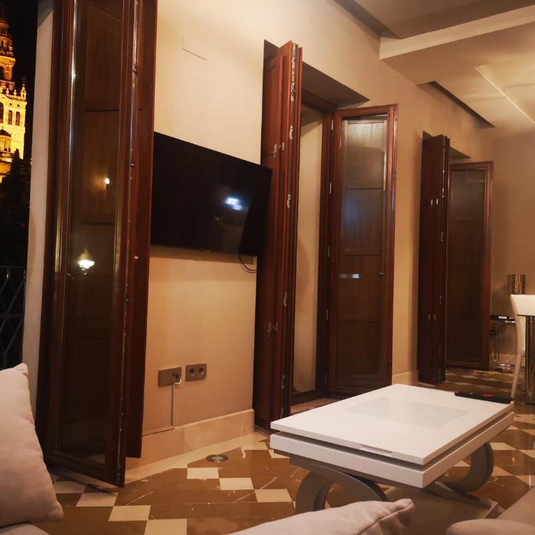 Luxury Apartment with views to Alcazar, Cathedral and Giralda. - Apartamento Superior - 8