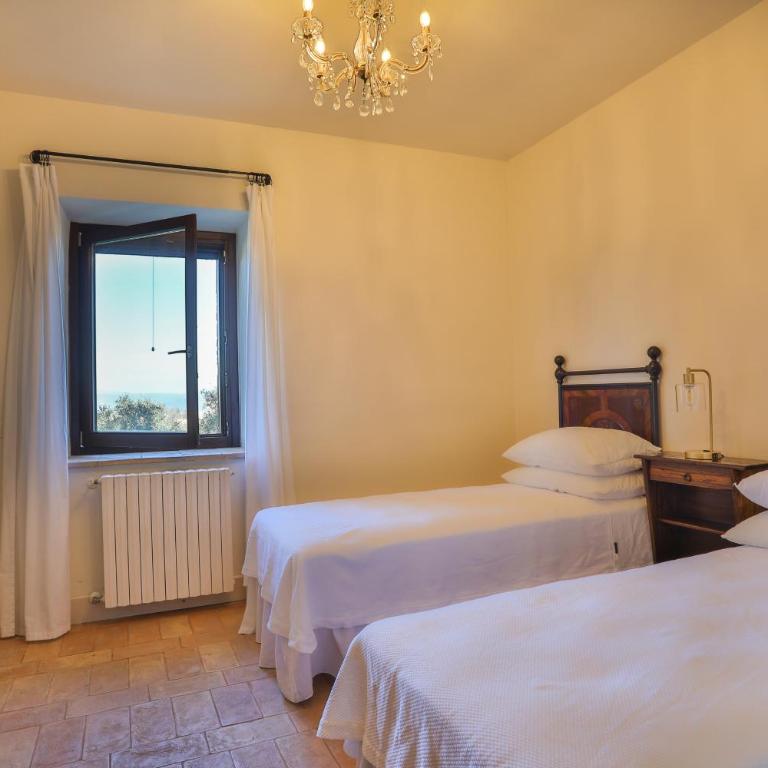 Pietra Campana Italian Villa Orvieto - Camera Familiare - 1