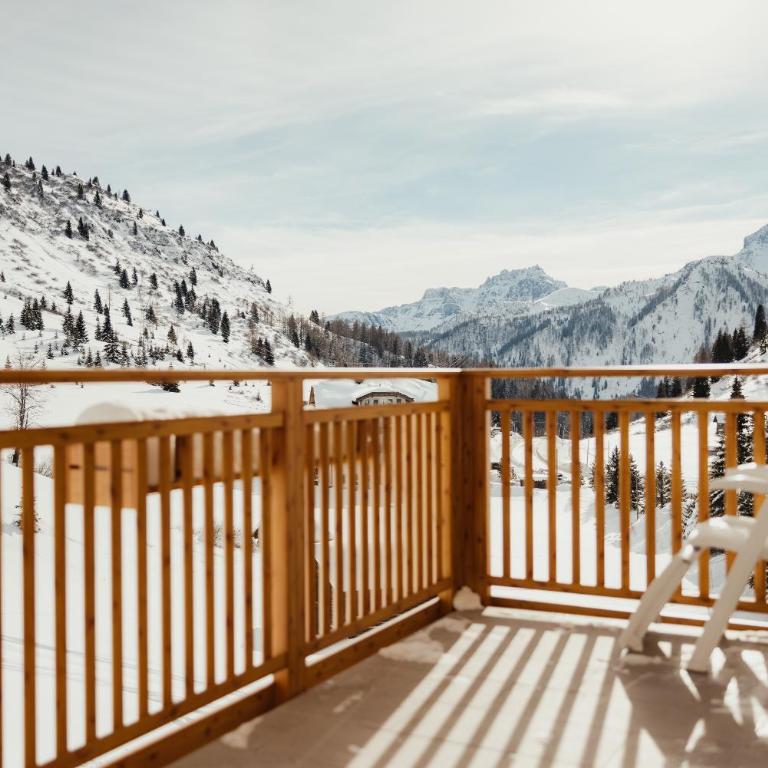 Hotel Monte Cherz - Camera Familiare con Balcone - 3