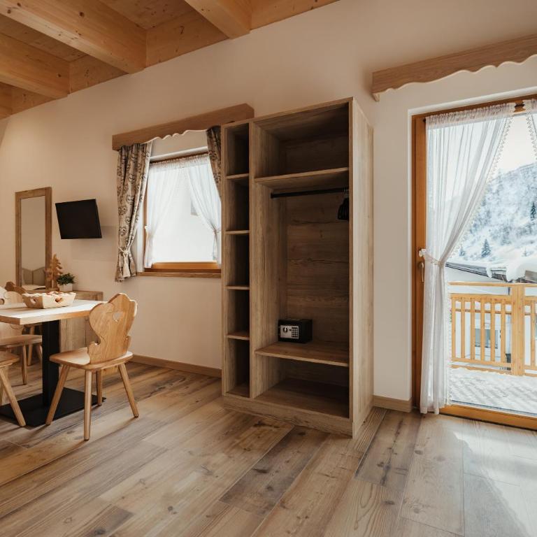Hotel Monte Cherz - Camera Familiare Superior - 2