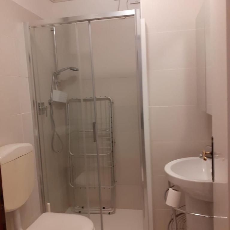 RESIDENCE APOLLO - WALTERIGATO Apartments SOLO PER FAMIGLIE - Appartamento Standard - 1