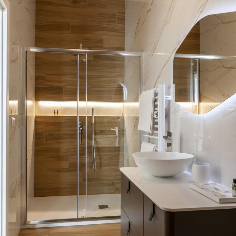 Cas’ A Mare - Beachfront Luxury Suites - Camera Matrimoniale Deluxe con Balcone e Vista Mare - 25