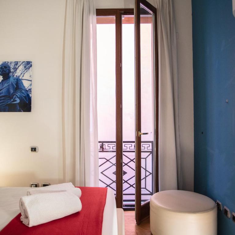 Urbanicooh Garisenda - Piazza Maggiore View - Three-Bedroom Apartment - 19