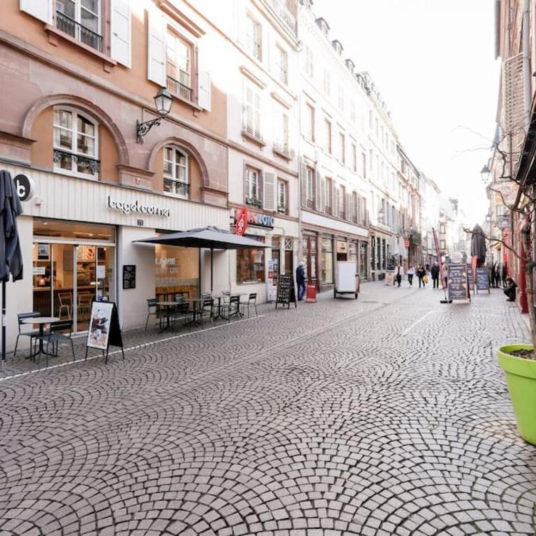 Charming studio historical center of Strasbourg - One-Bedroom Apartment - 3