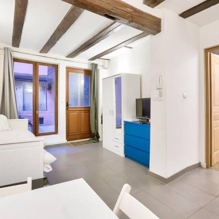 Charming studio historical center of Strasbourg - One-Bedroom Apartment - 12