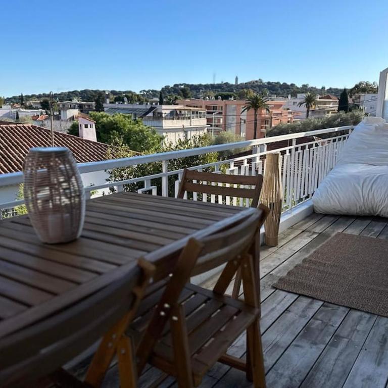 LAVERNE - Stunning Sea View T3 with South-Facing Terrace - Appartement 2 Chambres - 17