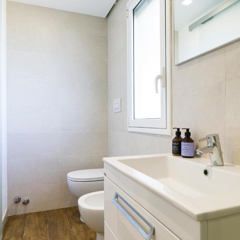 Villa San Lorenzo Beach - Three-Bedroom Villa - 12