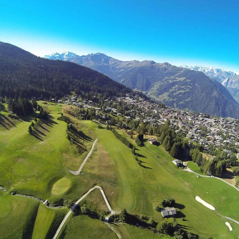 Ski-in, Chalet-style appt Central Verbier - 1 Min Walk to Lift - Appartement 2 Chambres - 37