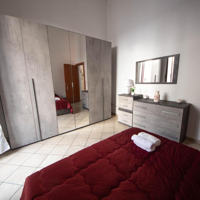 Buona Napoli - Appartamento con 2 Camere da Letto - 17