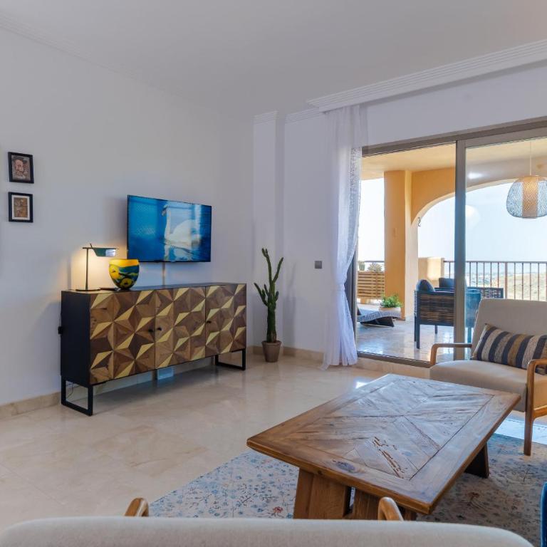 Newly Renovated Apartment with Amazing View - Apartamento de 2 dormitorios - 6