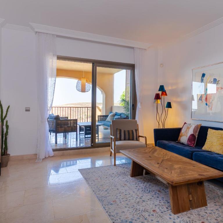 Newly Renovated Apartment with Amazing View - Apartamento de 2 dormitorios - 4