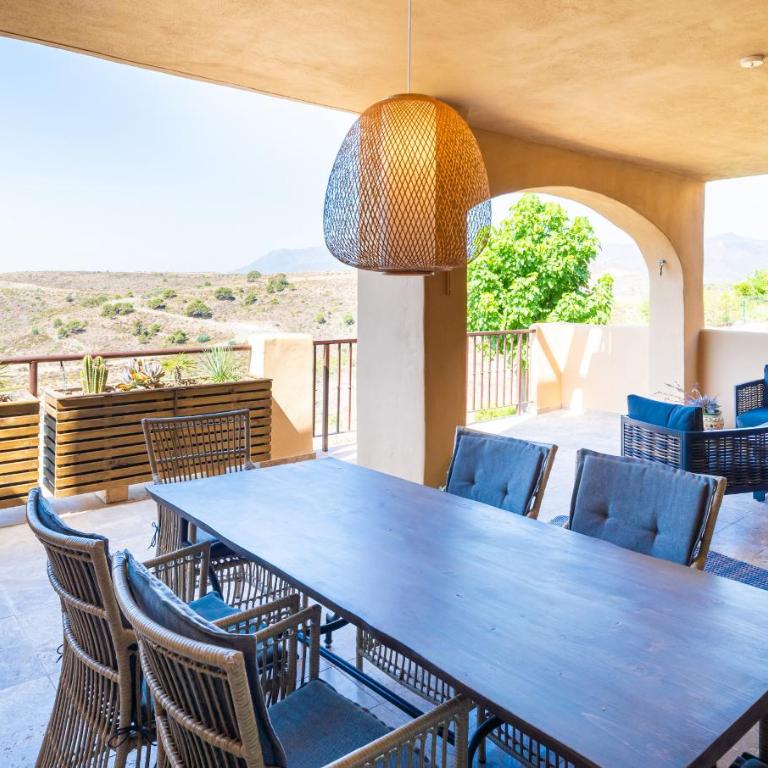 Newly Renovated Apartment with Amazing View - Apartamento de 2 dormitorios - 2