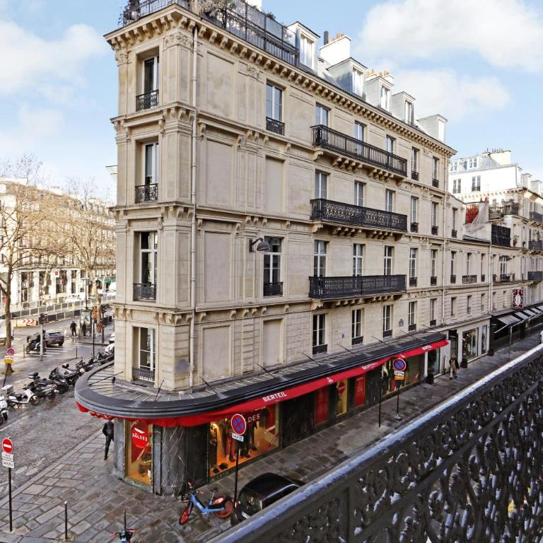 Pick A Flat's Apartments in La Madeleine-Opéra - Rue de l'Arcade - Appartement 3 Chambres - 5