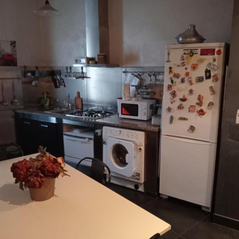 Casa di Emma - Appartamento con 1 Camera da Letto - 2