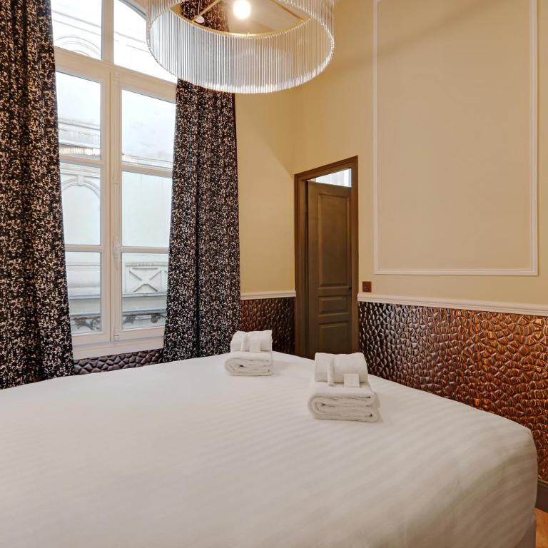 Pick A Flat's Apartments in La Madeleine-Opéra - Rue de l'Arcade - Appartement 3 Chambres - 17