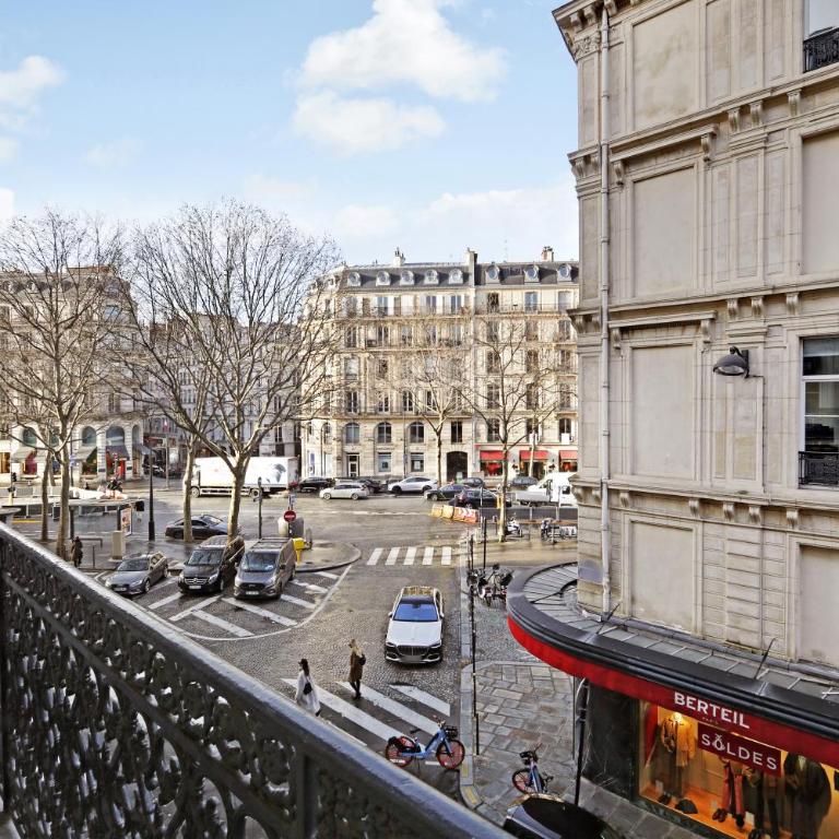 Pick A Flat's Apartments in La Madeleine-Opéra - Rue de l'Arcade - Appartement 3 Chambres - 16