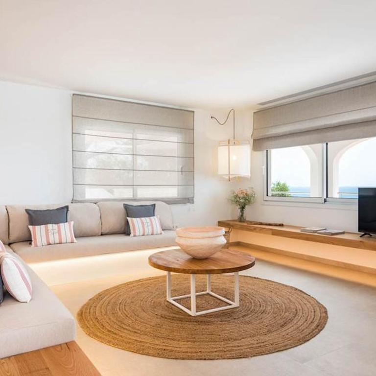 Opulent Son Bou Villa 5 Bedrooms Villa Alis Central Panoramic Sea Views - Villa de 5 dormitorios - 32