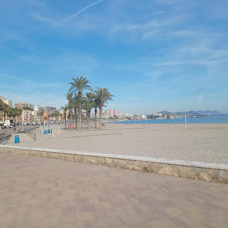 Piso junto al mar de 80m² - Apartamento de 3 dormitorios - 8