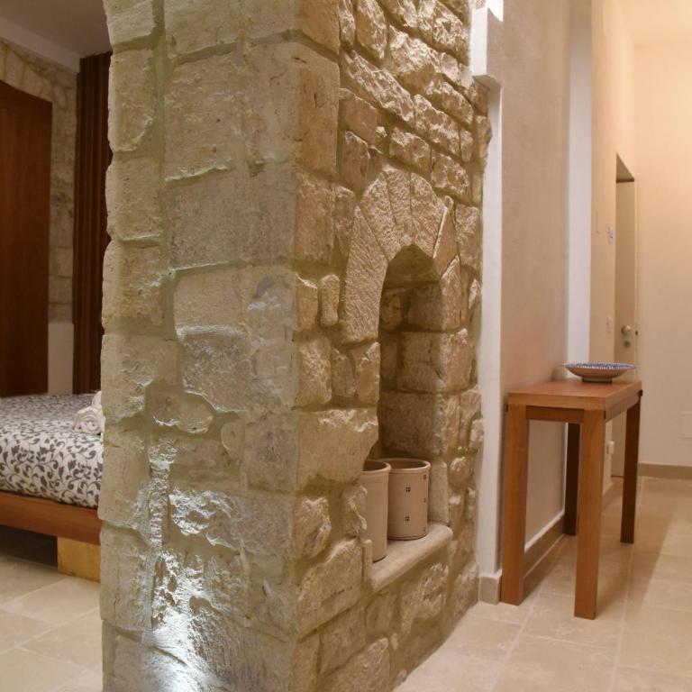 Altemura Suites - Camera Matrimoniale con Vista Mare - 11