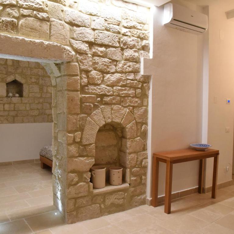 Altemura Suites - Camera Matrimoniale con Vista Mare - 17