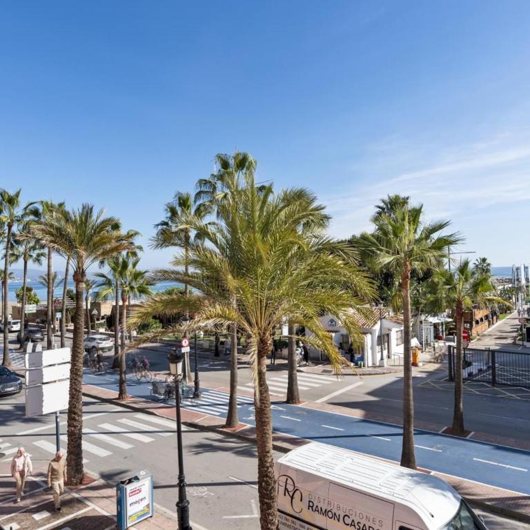 Vistas al mar en el centro de Puerto Banús 3 4H - Apartamento con vistas al mar - 96