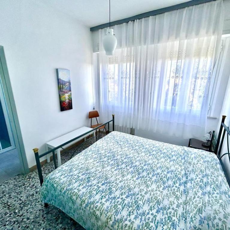 Villa Renata, bellissima villa con terrazzo vista mare e spiaggia inclusa - Casa Vacanze - 13