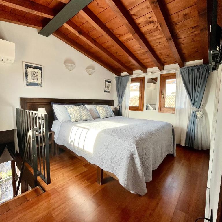 Porto Valentino Livin' Sirmione Flats - Appartamentino su 2 Livelli - 16