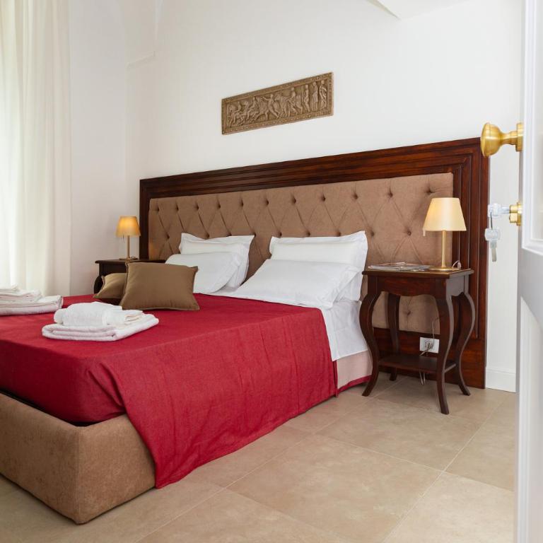 Palazzo Marini B&B di Charme - Camera Matrimoniale con Balcone - 7