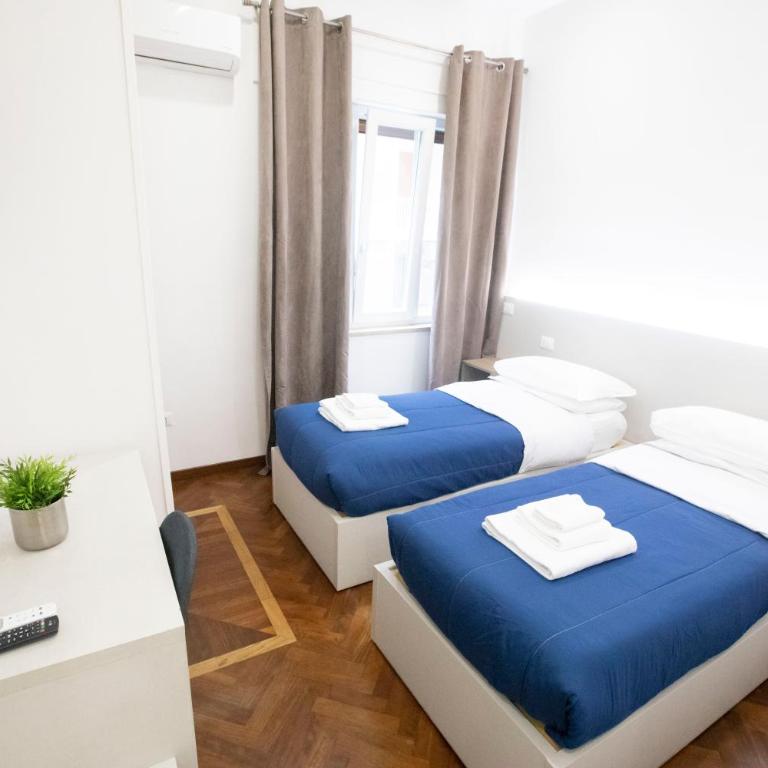 Hall inn B&B in Naples - Double or Twin Room with Private Bathroom - 5